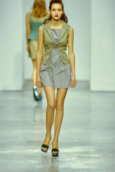 Look 7